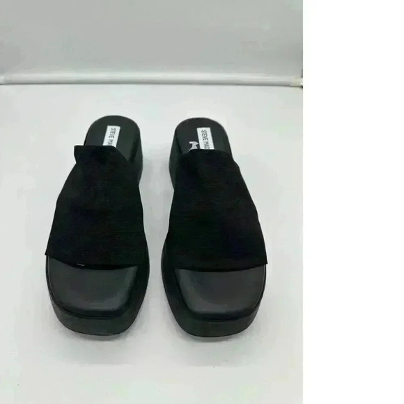 BRAND NEW Steve Madden SLINKY Black Platform Slide Sandals - Picture 6 of 6